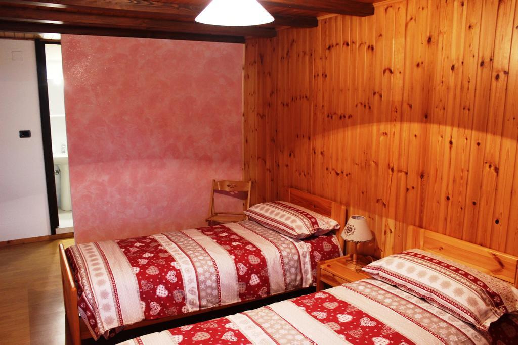Maison Leveque Brusson Eksteriør billede